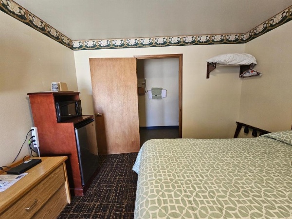 Cle Elum Travelers Inn image 18