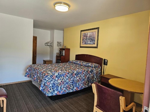 Cle Elum Travelers Inn image 32