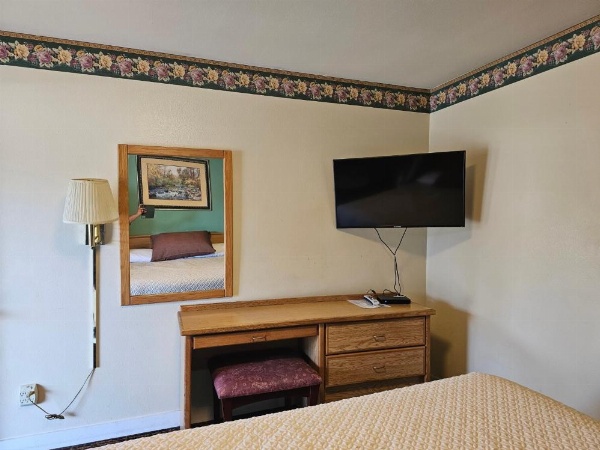 Cle Elum Travelers Inn image 40