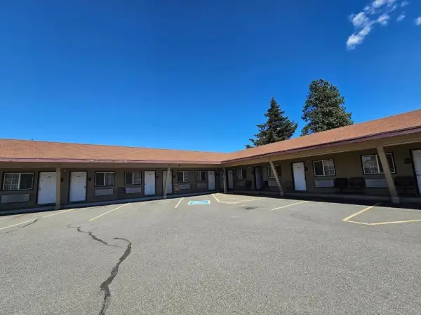 Cle Elum Travelers Inn 10